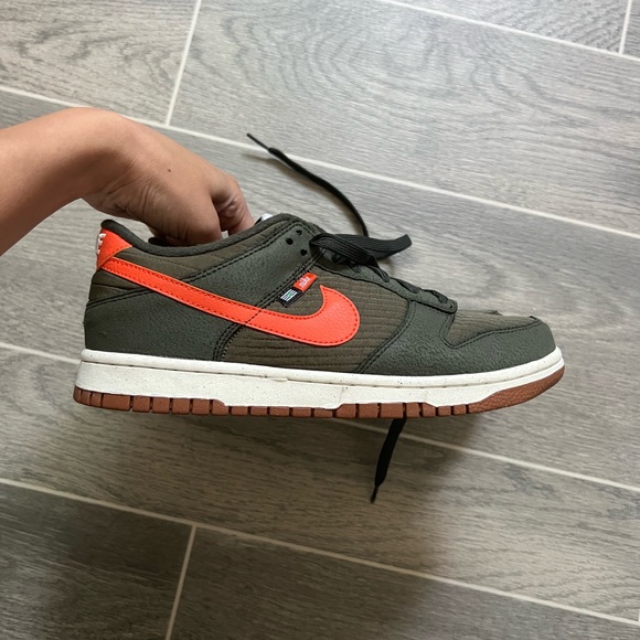 Nike Low Dunks SE GS Toasty - Sequoia 7/8.5 - Picture 2 of 6